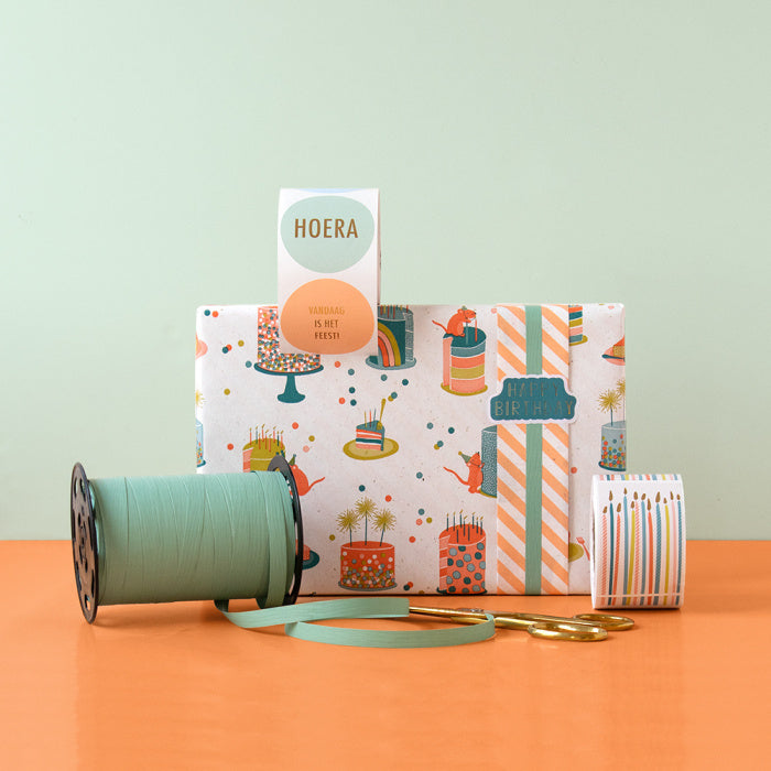 HOP Inpakpapier - Birthday Cake - Stripes Peach