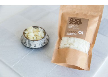 Cool soap - Natural soap flakes with greek olive oil + white clay and jasmine